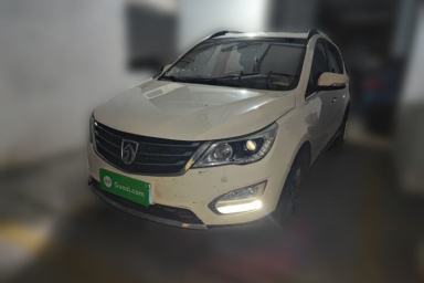 Used Baojun 560 2015 1.8L manual luxury version