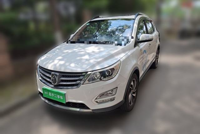 Used Baojun 560 2015 1.8L manual luxury version