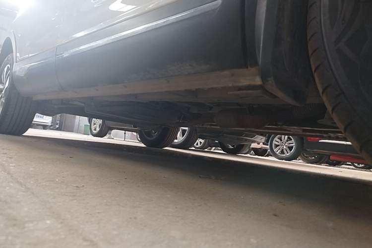Used Baojun 560 2015 1.8L manual luxury version Chassis Front Right