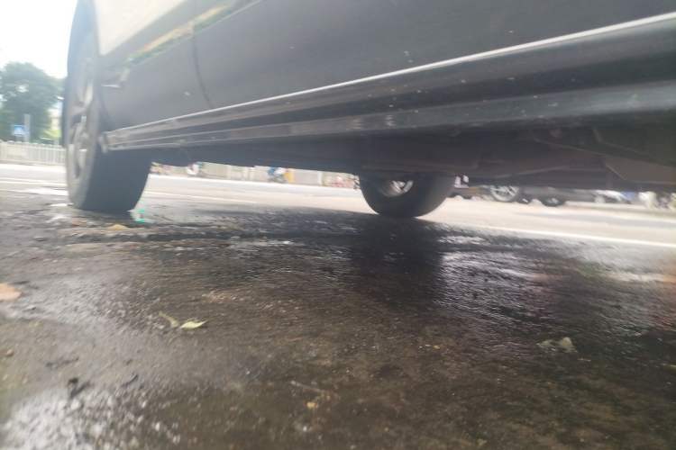 Used Baojun 560 2015 1.8L manual luxury version Chassis Front Right
