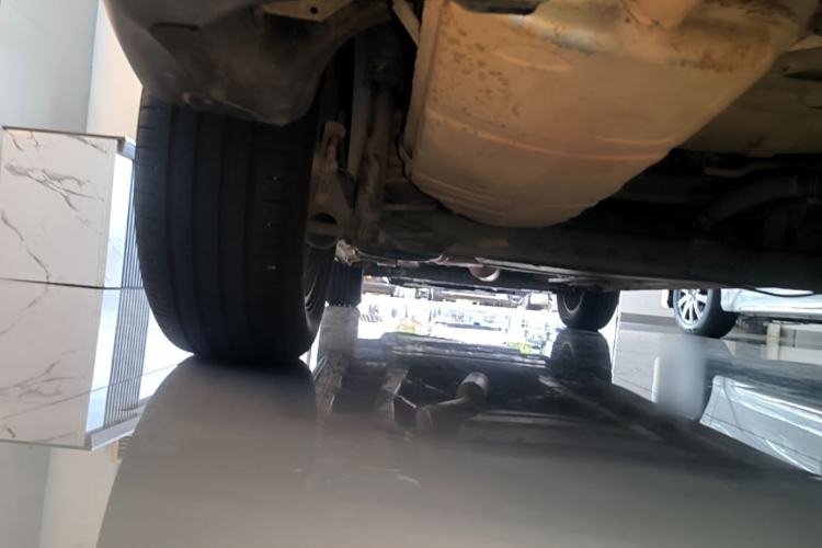 Used Baojun 560 2015 1.8L manual luxury version Chassis Rear Left