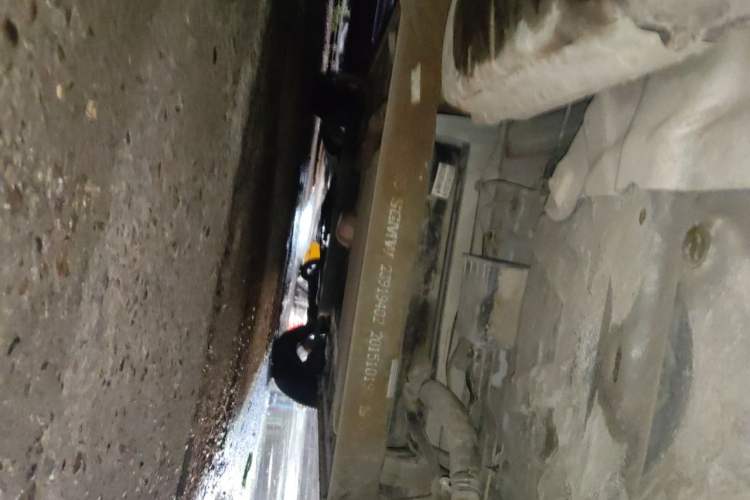 Used Baojun 560 2015 1.8L manual luxury version Chassis Rear