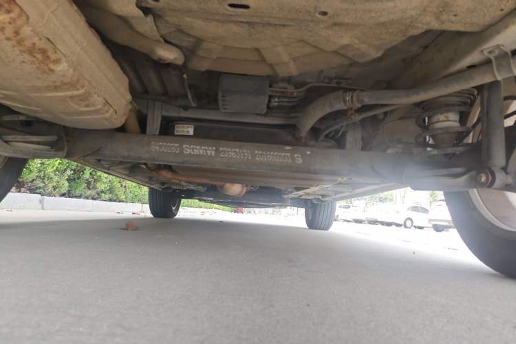 Used Baojun 560 2015 1.8L manual Comfort trim level Chassis Rear