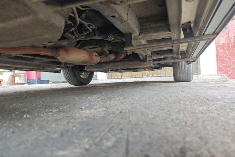 Used Baojun 560 2015 1.8L manual luxury version Chassis Rear Right