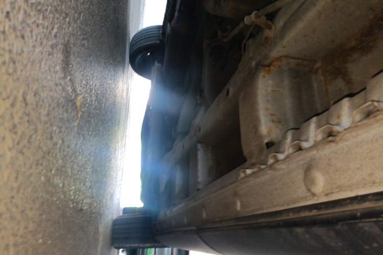 Used Baojun 560 2015 1.8L manual luxury version Chassis Rear Right