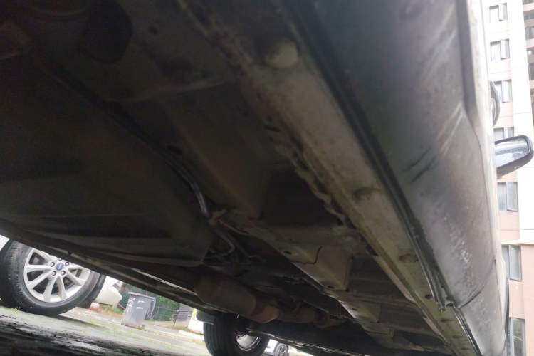 Used Baojun 560 2015 1.8L manual luxury version Chassis Rear Right