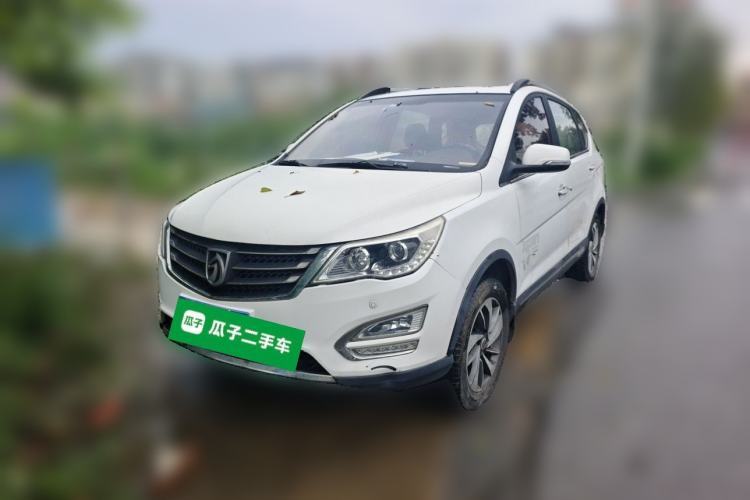 Used Baojun 560 2015 1.8L manual luxury version Guazi used car, China used car export, Used car for sale, Used  cars, Cheapest cars for sale