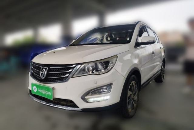 Used Baojun 560 2015 1.8L manual luxury version