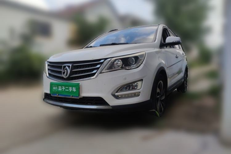 Used Baojun 560 2015 1.8L manual luxury version Guazi used car, China used car export, Used car for sale, Used  cars, Cheapest cars for sale
