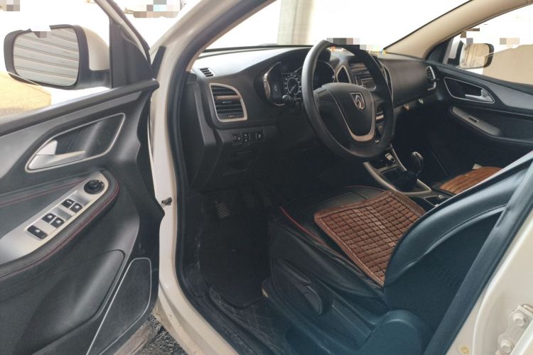 Used Baojun 560 2015 1.8L manual Comfort trim level Driver Seat