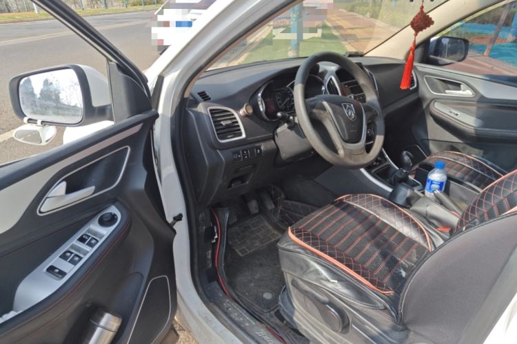 Used Baojun 560 2015 1.8L manual Comfort trim level Driver Seat