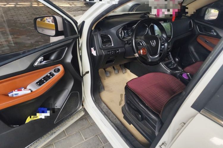 Used Baojun 560 2015 1.8L Manual Elite Edition Driver Seat