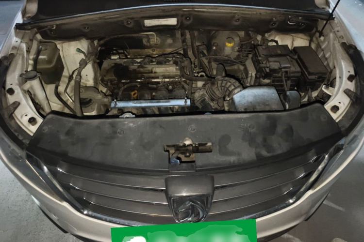 Used Baojun 560 2015 1.8L Manual Elite Edition Engine Bay