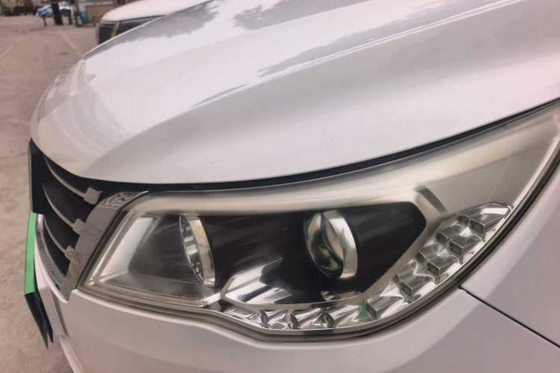 Used Baojun 560 2015 1.8L manual luxury version Exterior 2