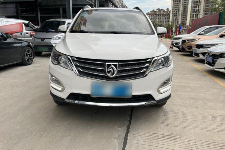 Used Baojun 560 2015 1.8L Manual Elite Edition Exterior 3