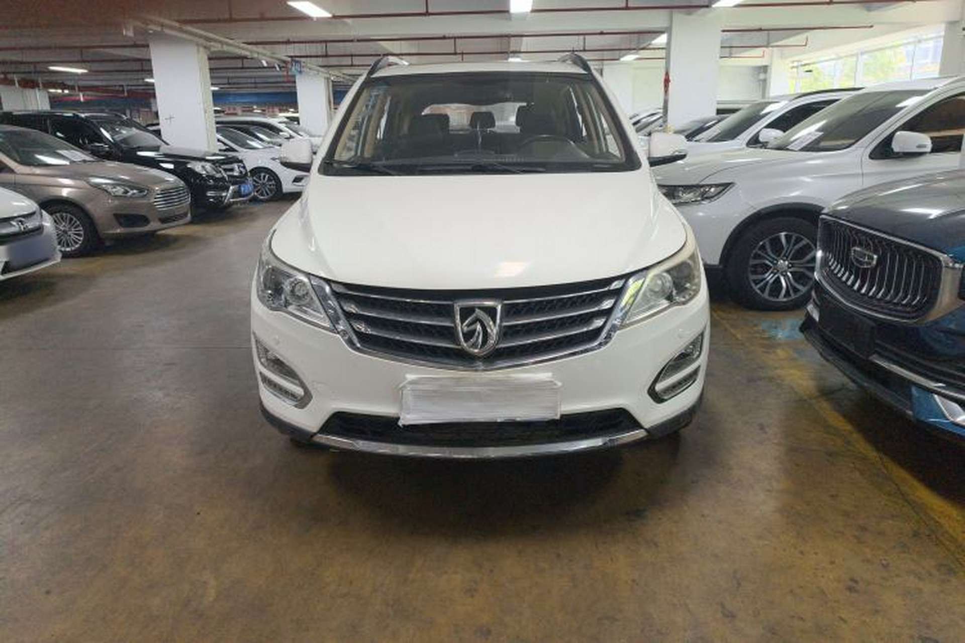 Used Baojun 560 2015 1.8L manual luxury version Exterior 3