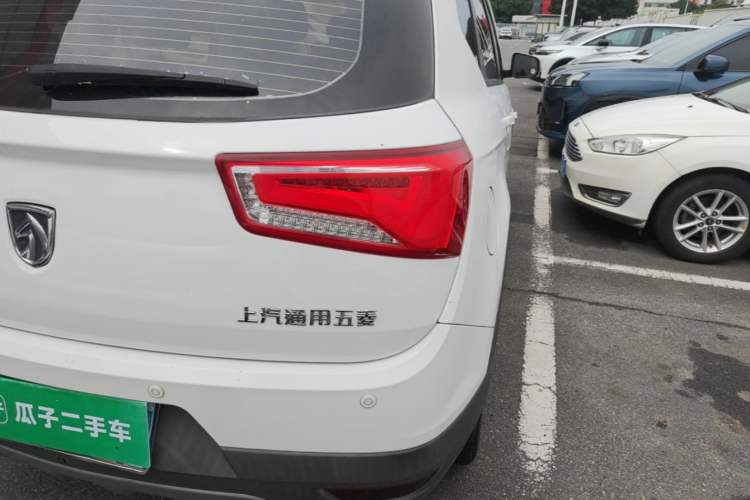 Used Baojun 560 2015 1.8L manual Comfort trim level Exterior 3