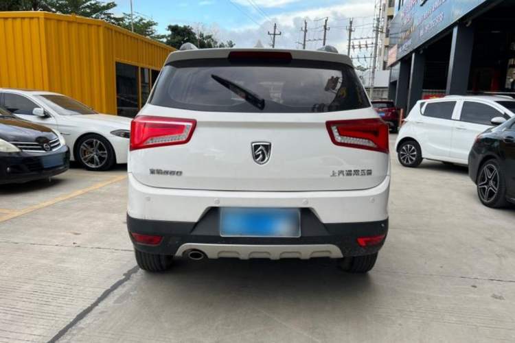 Used Baojun 560 2015 1.8L Manual Elite Edition Exterior 4