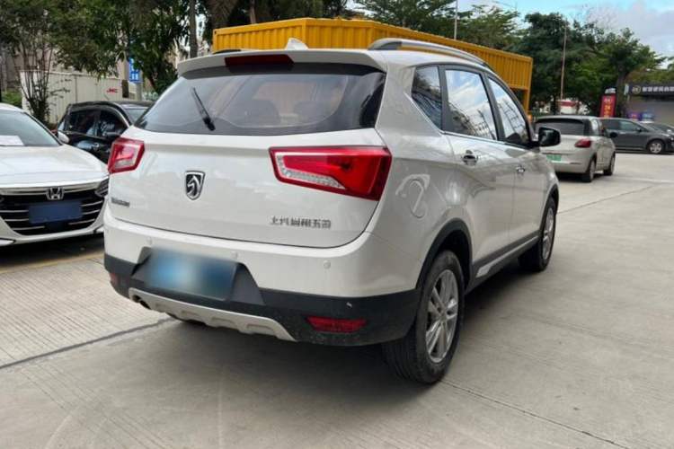 Used Baojun 560 2015 1.8L Manual Elite Edition Exterior 7