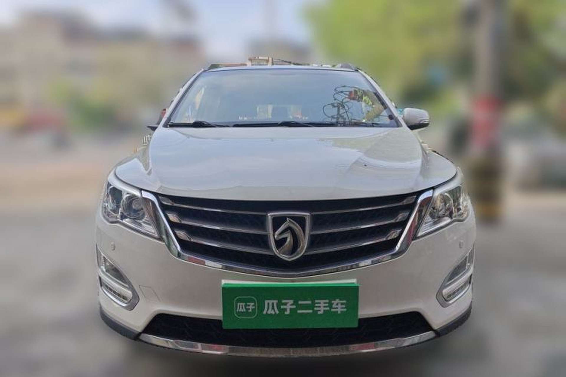 Used Baojun 560 2015 1.8L manual luxury version Front