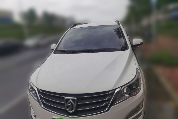 Used Baojun 560 2015 1.8L Manual Elite Edition Front
