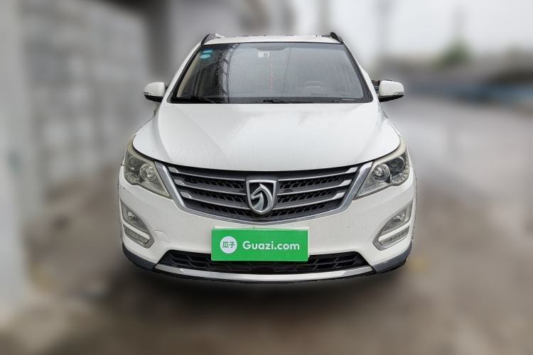 Used Baojun 560 2015 1.8L Manual Elite Edition Front
