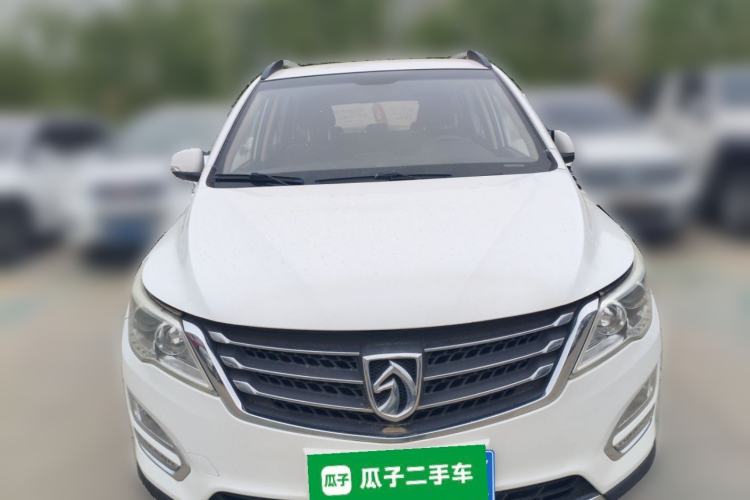 Used Baojun 560 2015 1.8L Manual Elite Edition Front
