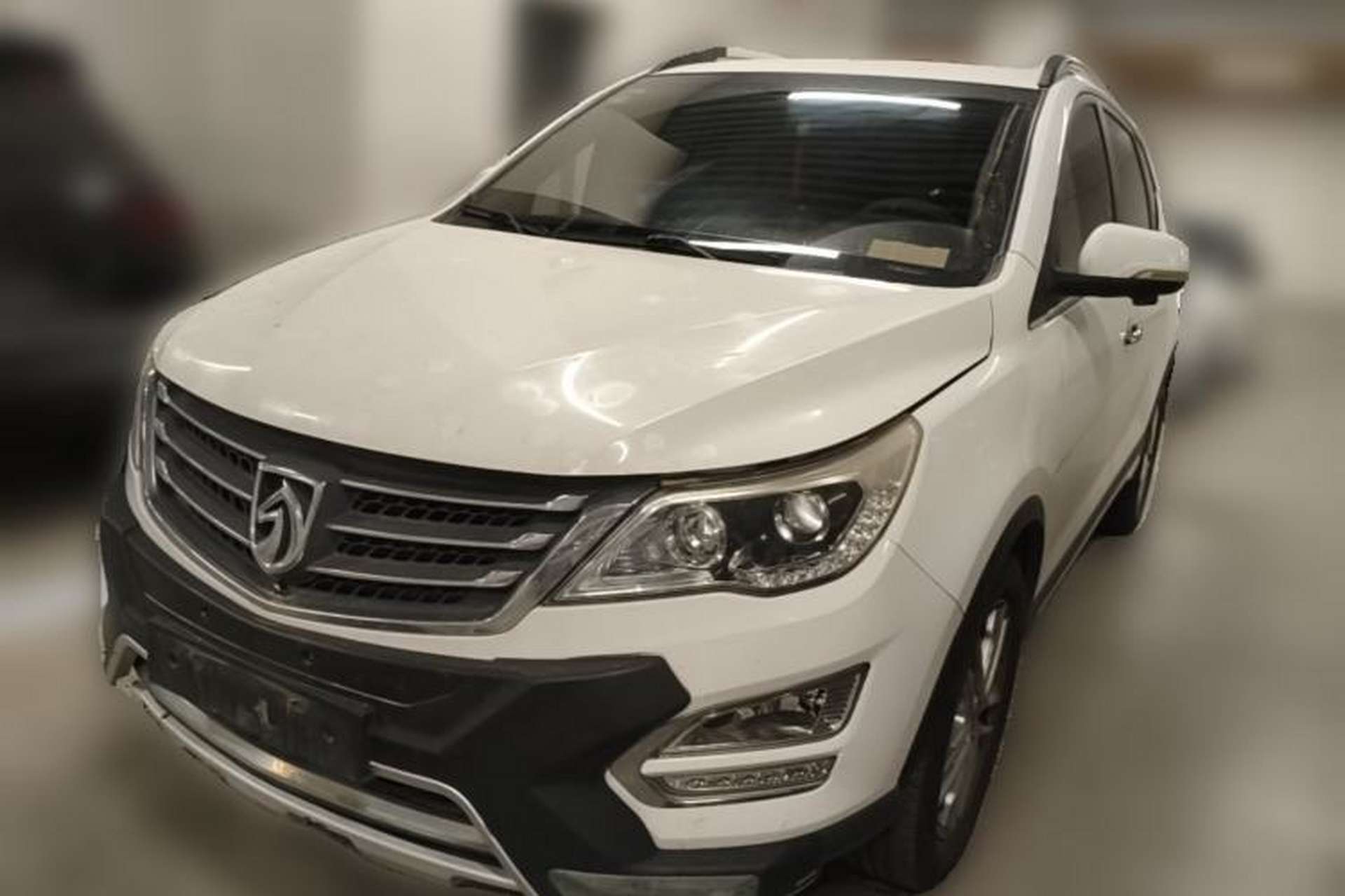 Used Baojun 560 2015 1.8L Manual Elite Edition Front Left 45 Deg