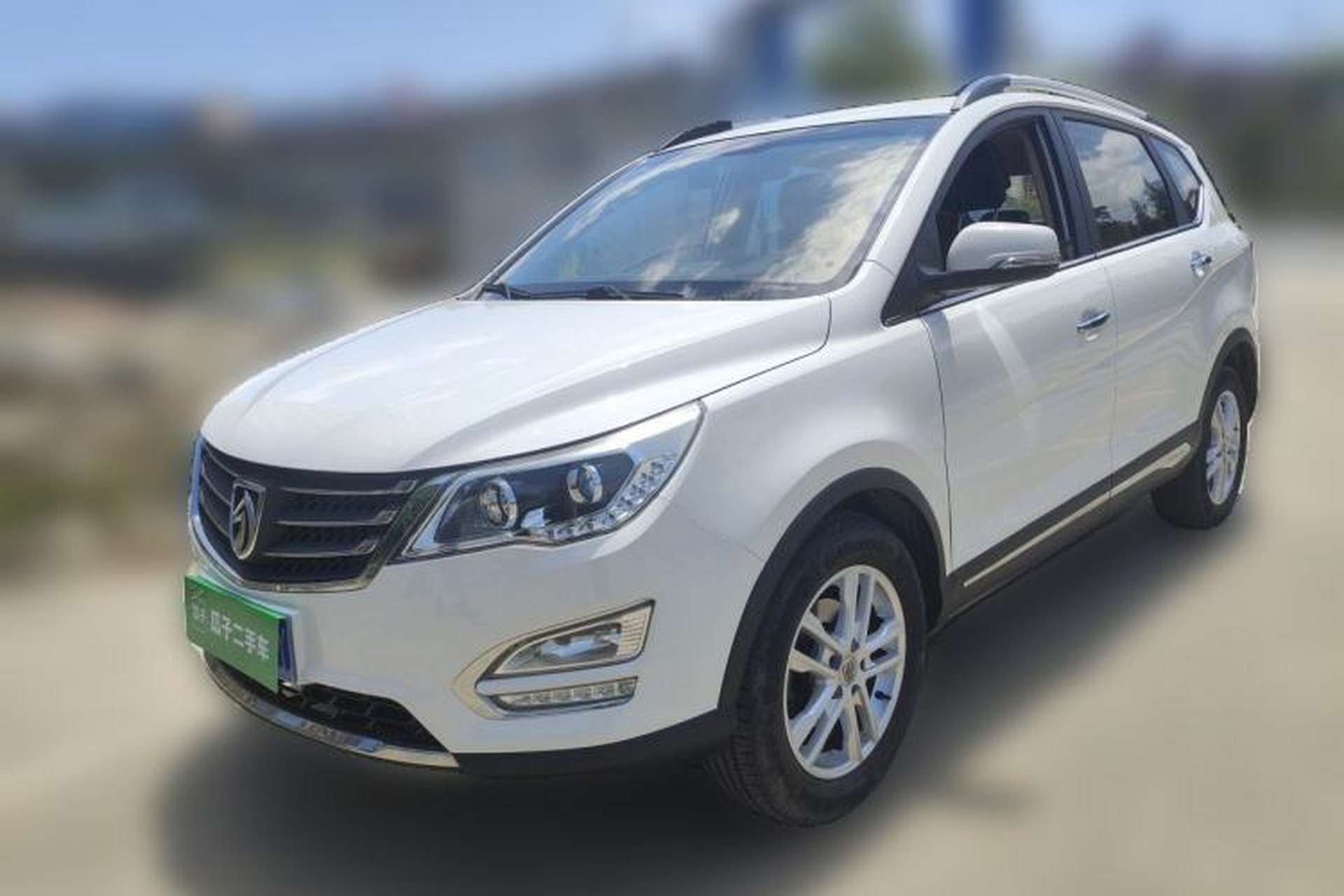 Used Baojun 560 2015 1.8L Manual Elite Edition Front Left 45 Deg