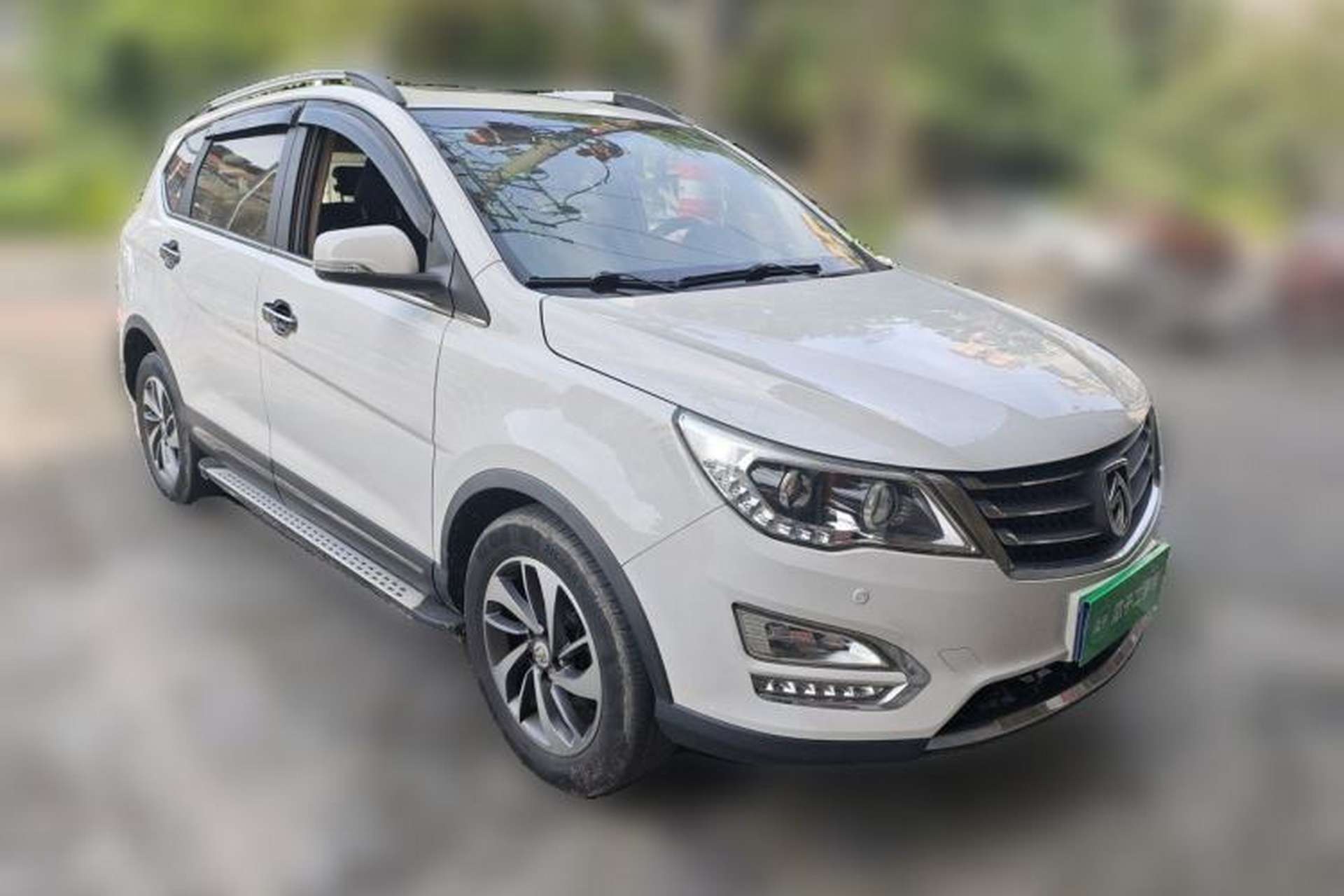 Used Baojun 560 2015 1.8L manual luxury version Front Right 45 Deg