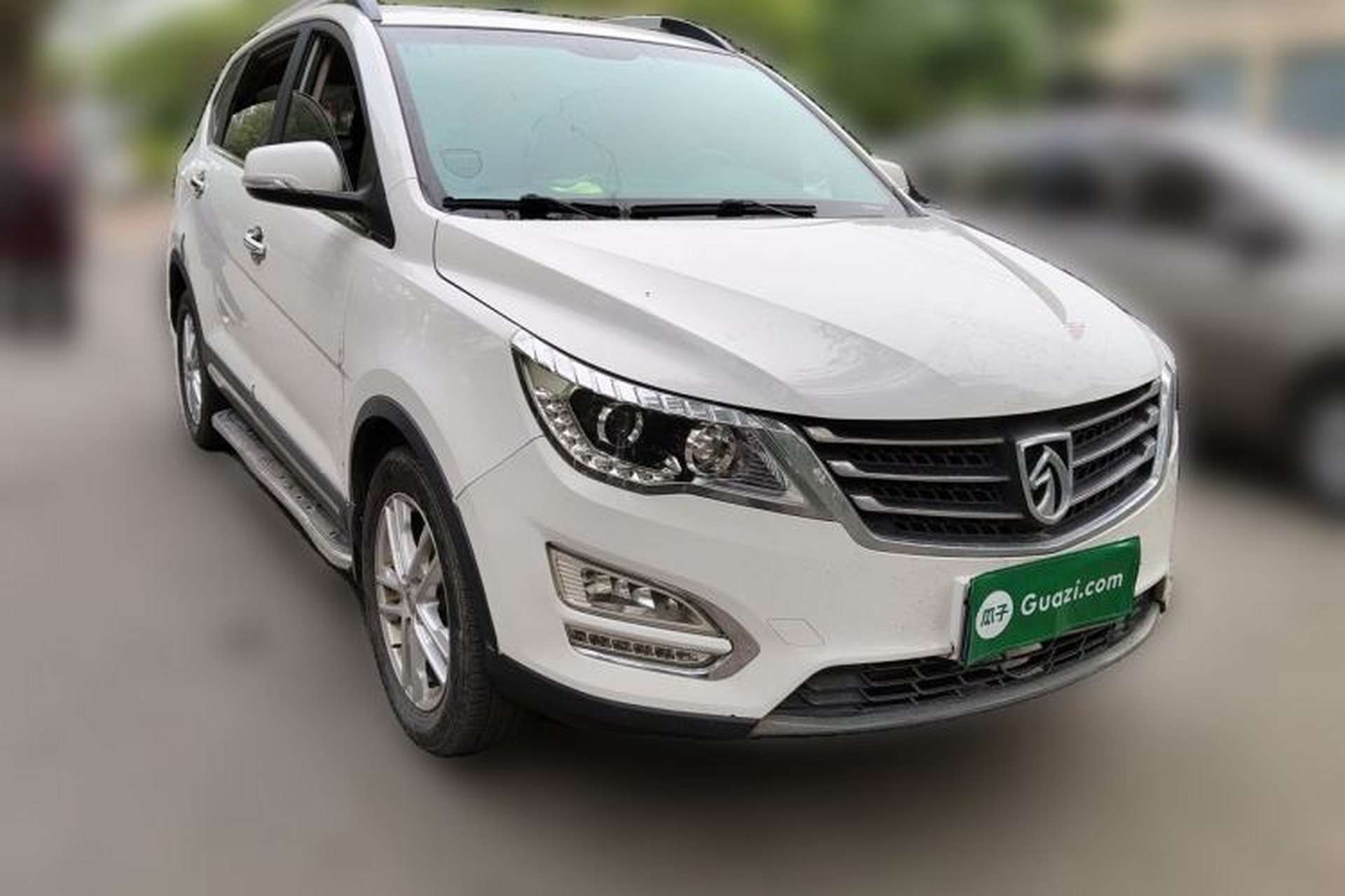Used Baojun 560 2015 1.8L manual Comfort trim level Front Right 45 Deg