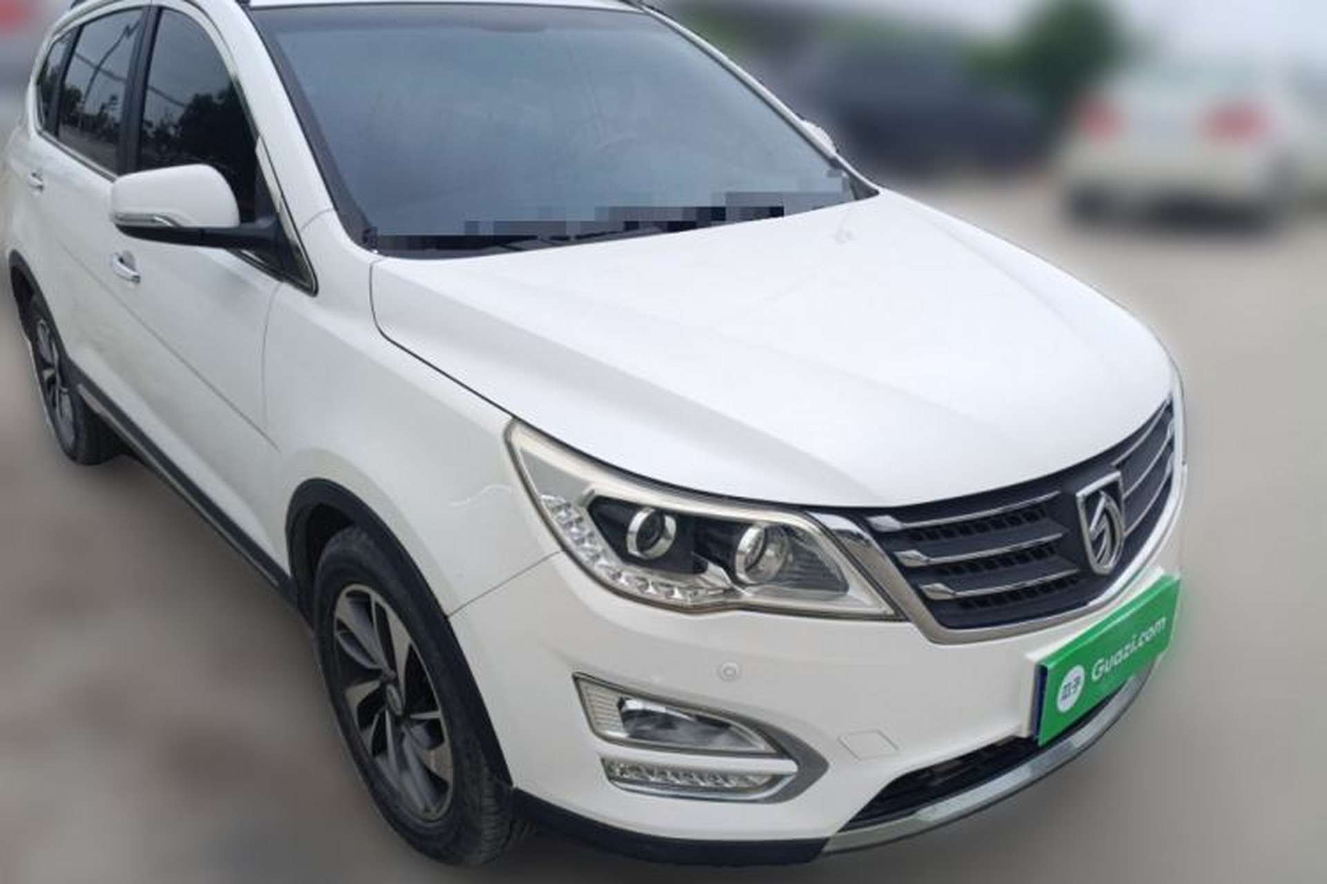 Used Baojun 560 2015 1.8L manual luxury version Front Right 45 Deg