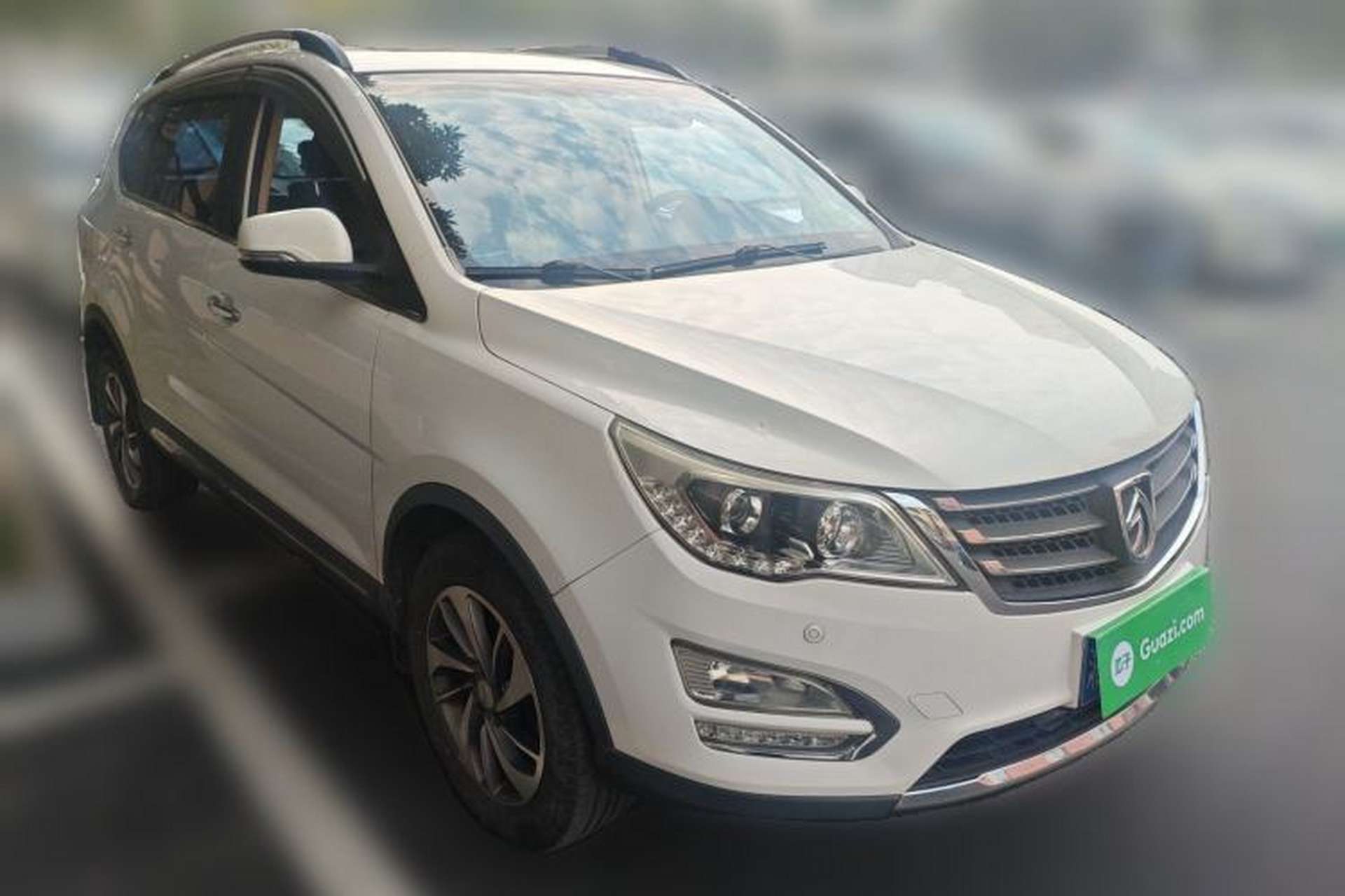 Used Baojun 560 2015 1.8L manual luxury version Front Right 45 Deg