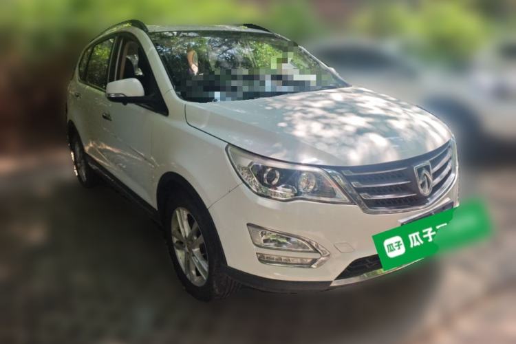 Used Baojun 560 2015 1.8L Manual Elite Edition Front Right 45 Deg