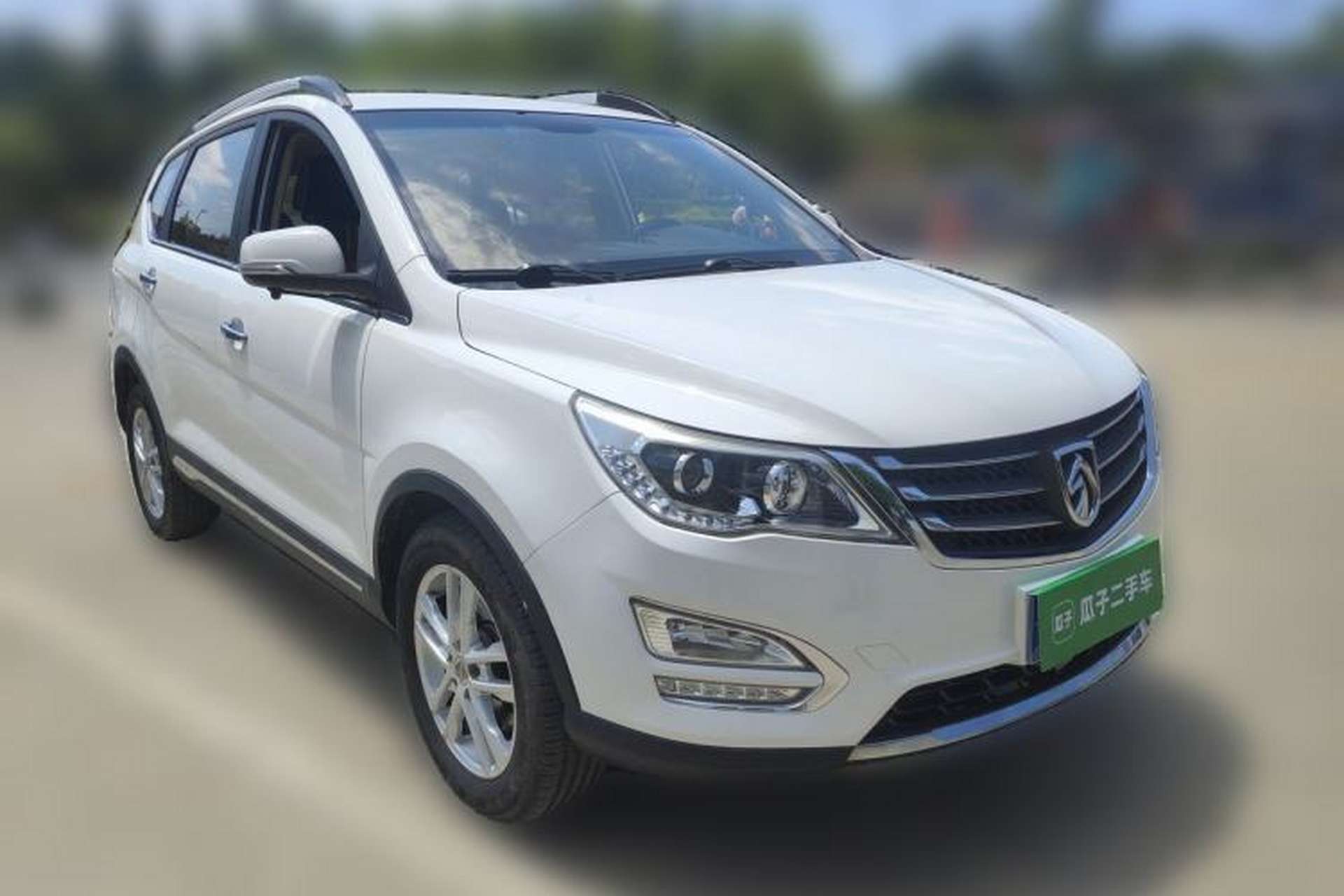 Used Baojun 560 2015 1.8L Manual Elite Edition Front Right 45 Deg
