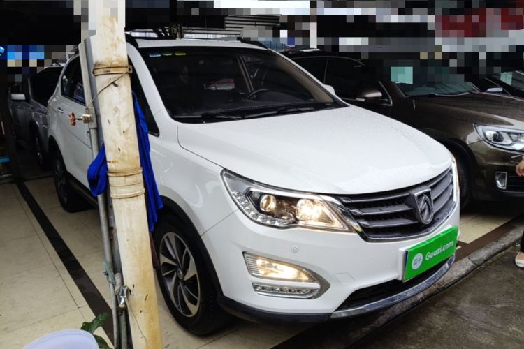 Used Baojun 560 2015 1.8L manual luxury version Front Right 45 Deg
