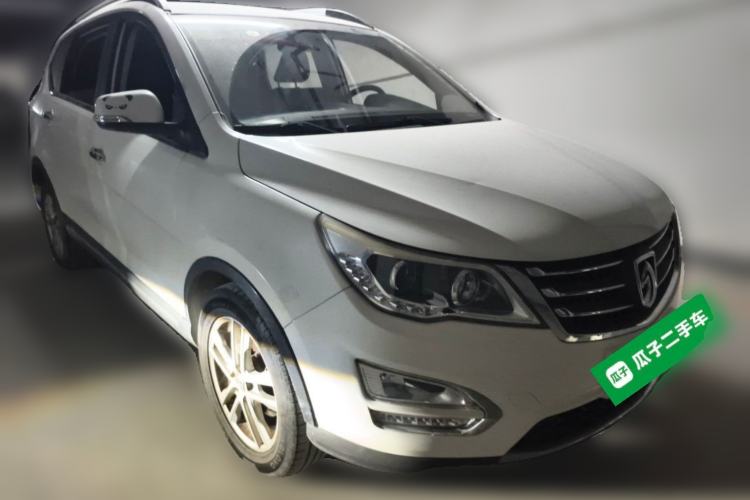 Used Baojun 560 2015 1.8L Manual Elite Edition Front Right 45 Deg