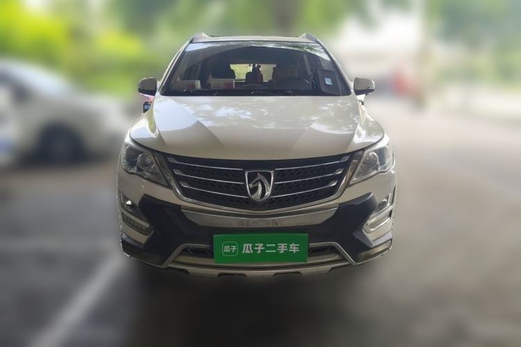 Used Baojun 560 2015 1.8L Manual Elite Edition Front