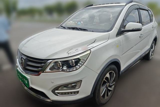 Used Baojun 560 2015 1.8L manual luxury version