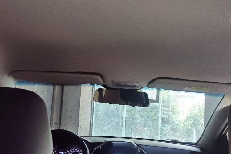 Used Baojun 560 2015 1.8L Manual Elite Edition Headliner