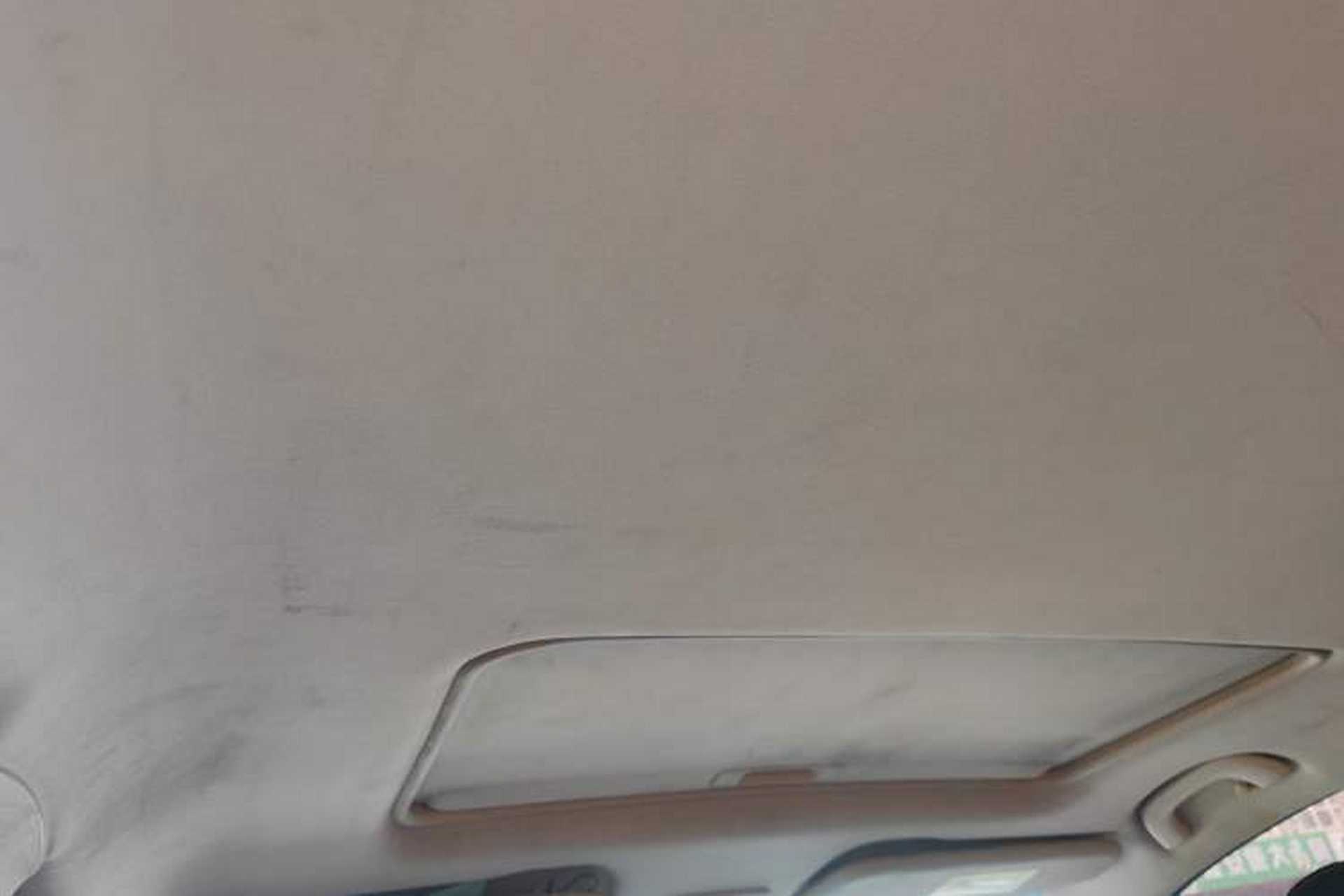 Used Baojun 560 2015 1.8L manual luxury version Headliner