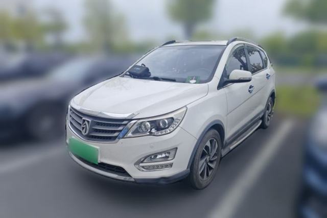 Used Baojun 560 2015 1.8L manual luxury version