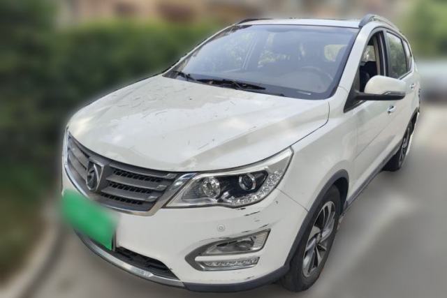Used Baojun 560 2015 1.8L manual luxury version