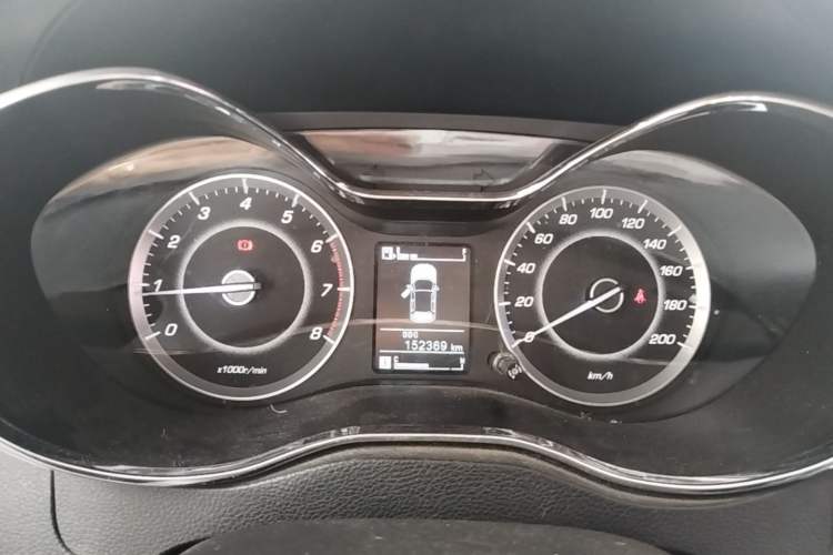 Used Baojun 560 2015 1.8L Manual Elite Edition Instrument Cluster