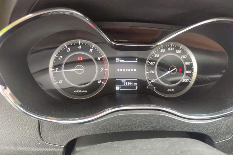 Used Baojun 560 2015 1.8L manual luxury version Instrument Cluster