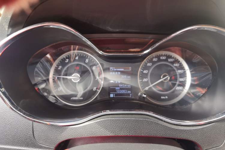 Used Baojun 560 2015 1.8L Manual Elite Edition Instrument Cluster