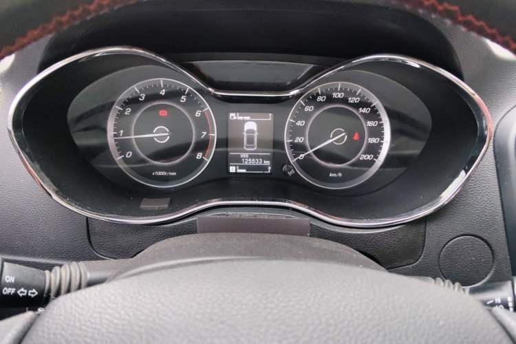 Used Baojun 560 2015 1.8L Manual Elite Edition Instrument Cluster