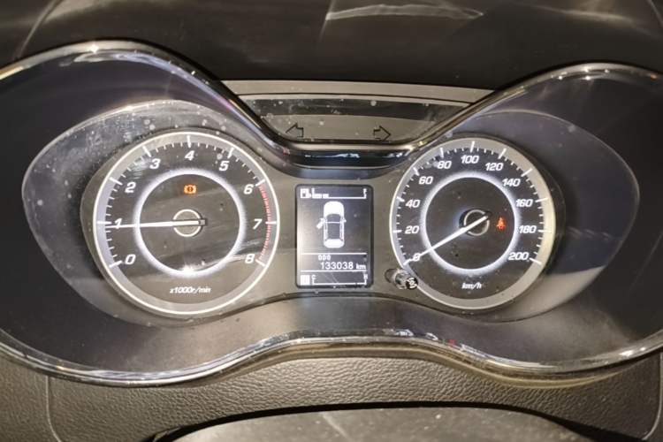 Used Baojun 560 2015 1.8L Manual Elite Edition Instrument Cluster