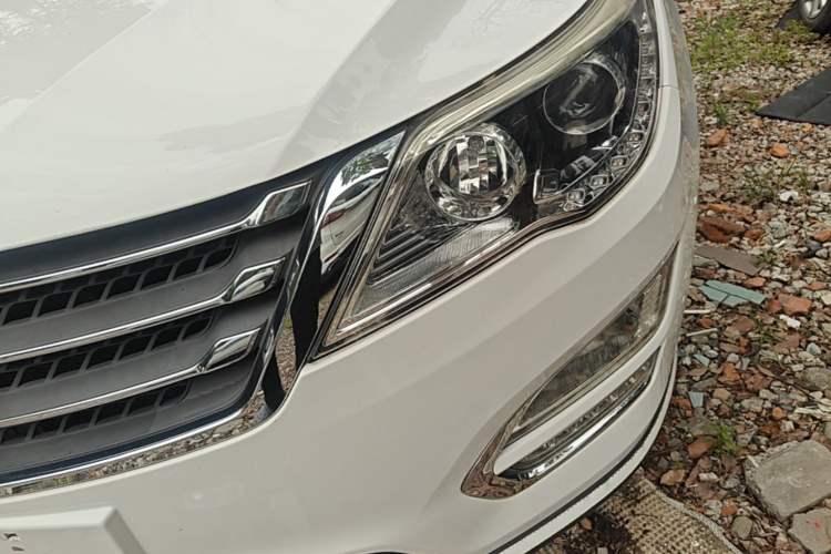Used Baojun 560 2015 1.8L Manual Elite Edition Left Front Headlight