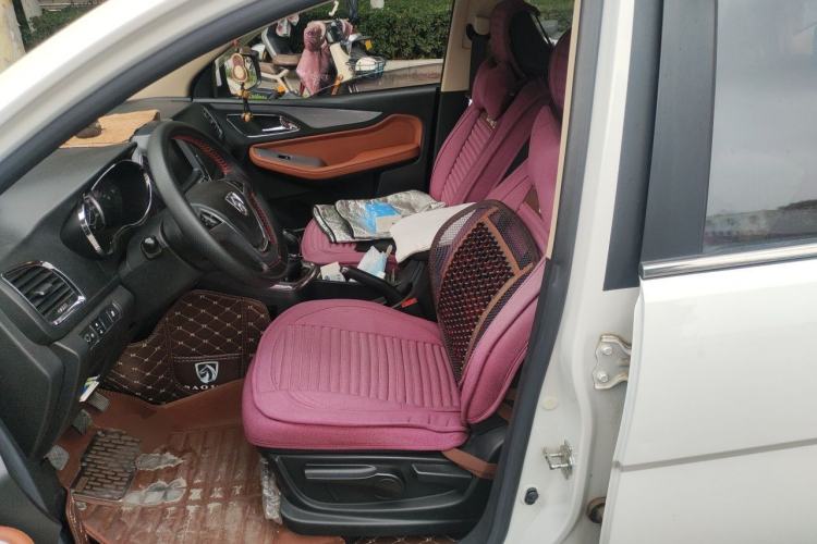 Used Baojun 560 2015 1.8L Manual Elite Edition Left Front Seat